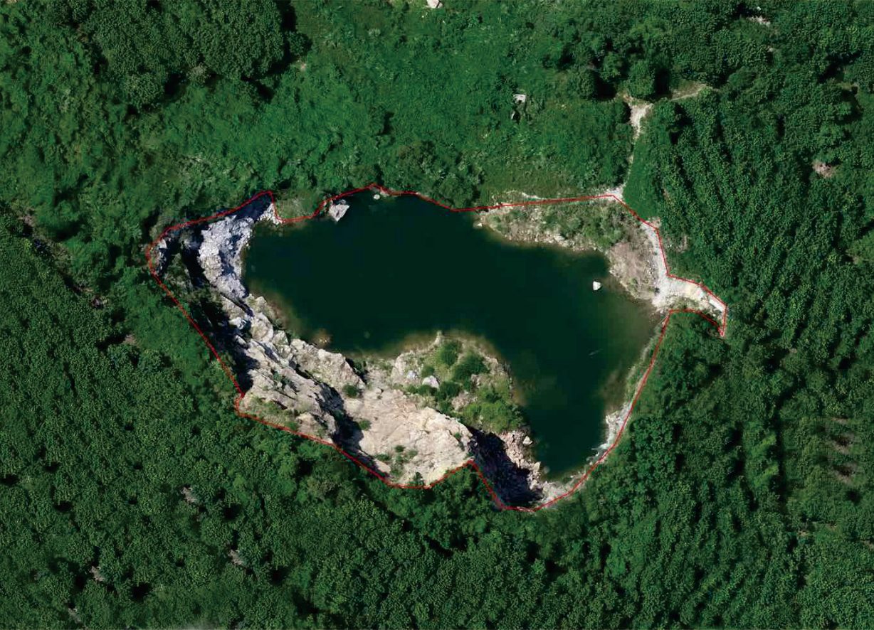 南辰農場(chǎng)天意順閉坑礦山山體修復