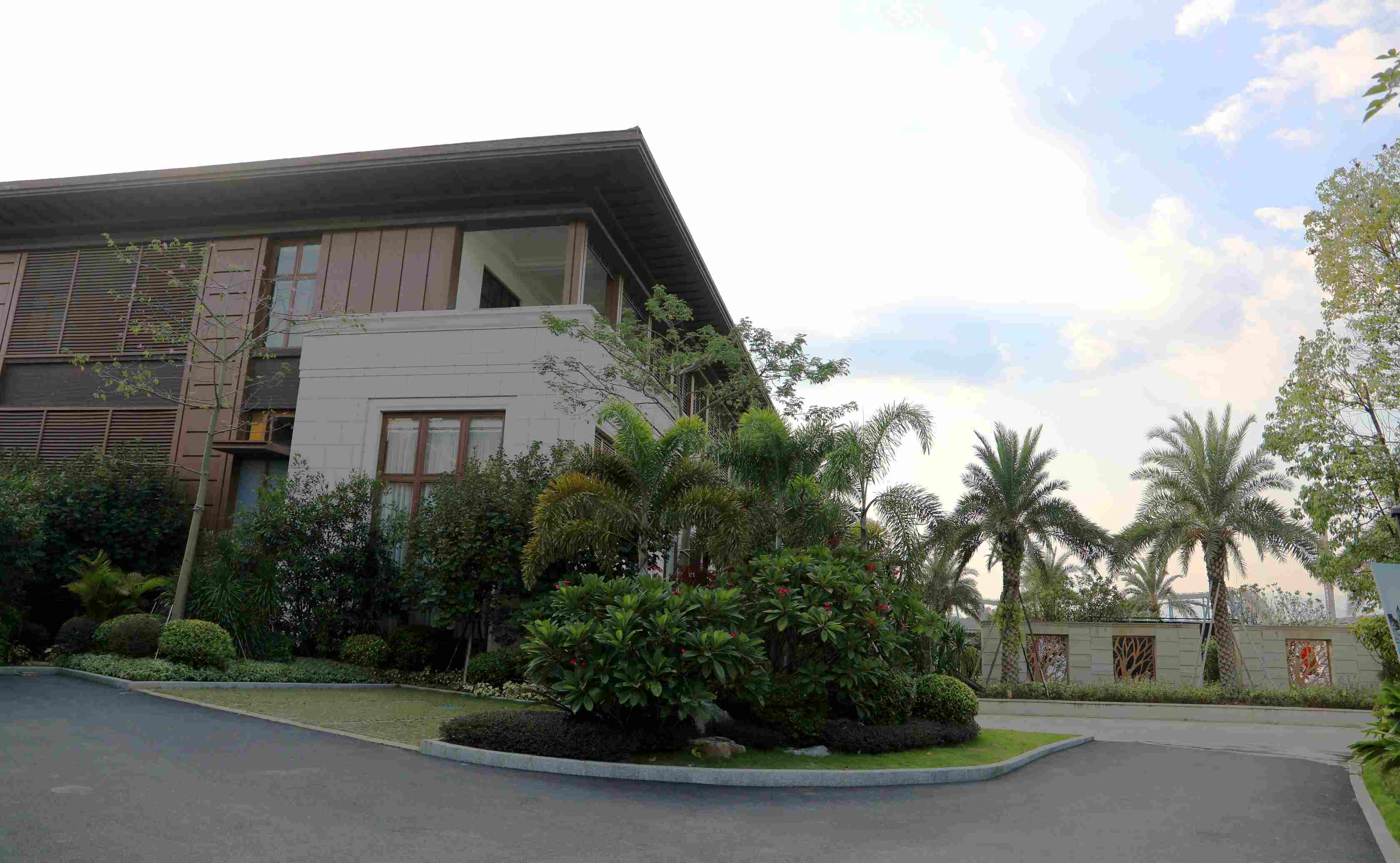 奧園（英德）文化旅游城（一期）·湖岸園林景觀(guān)及A、B線(xiàn)園林景觀(guān)工程